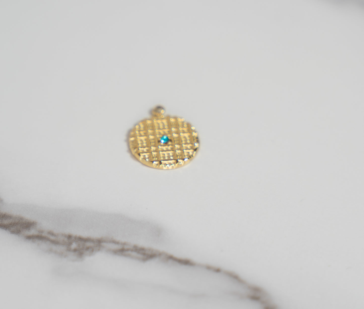 Gold Round With One Stone