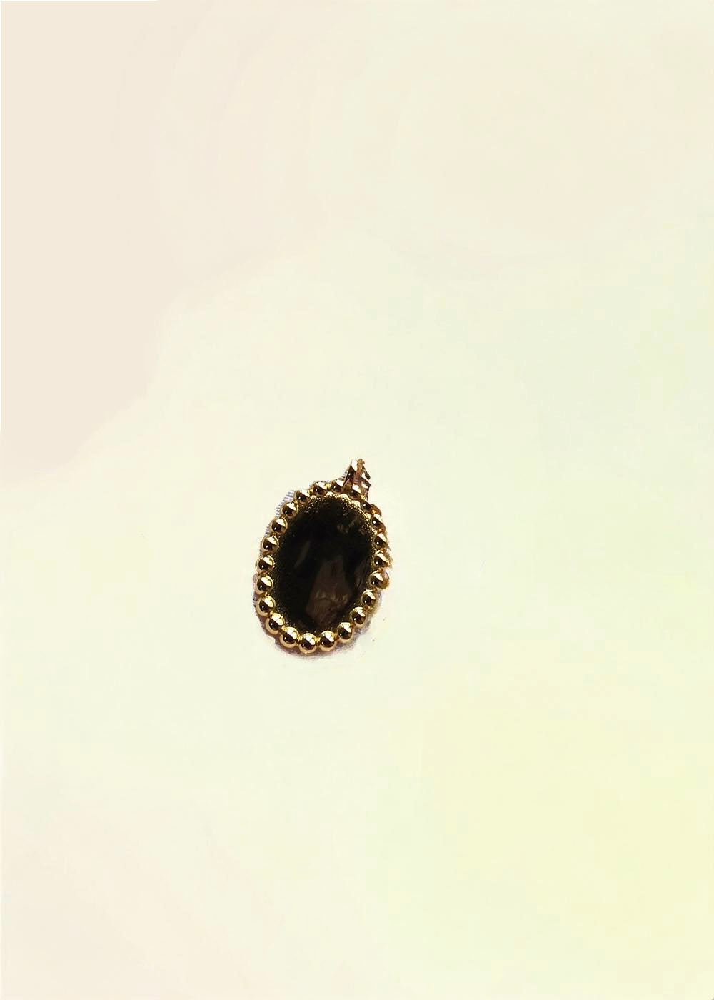 Engravable Oval Charm – Personalised Gold